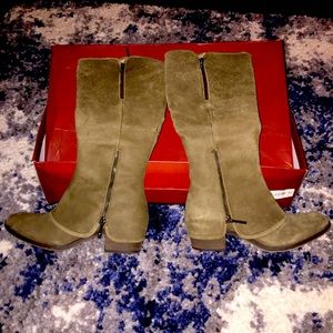 Donald J Pliner western couture collection